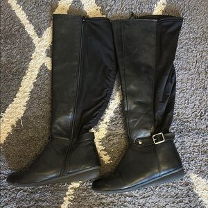 Black Women's Knee-High Boots